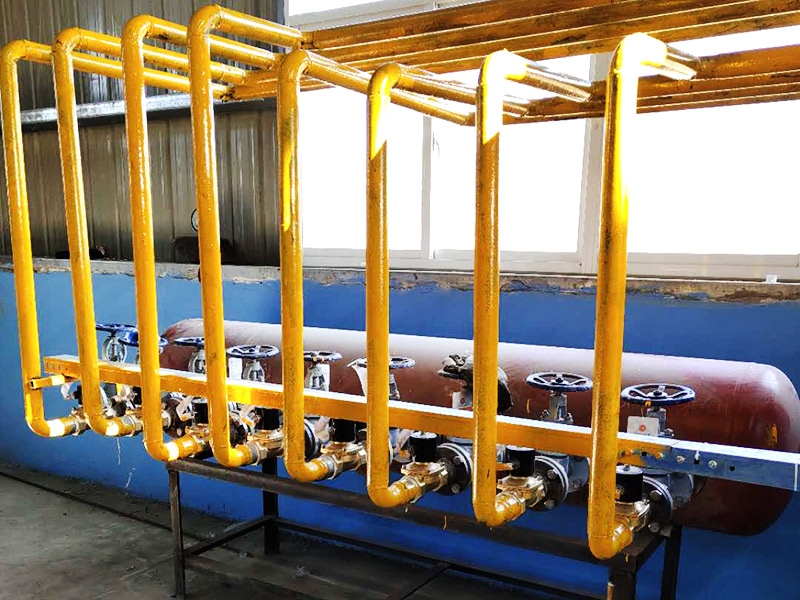 Automatic curing water distribution package