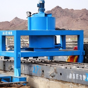 Rebar distributing machine